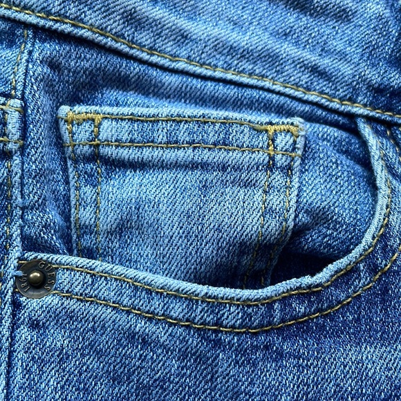 Guess jeans - Picture 7 of 8